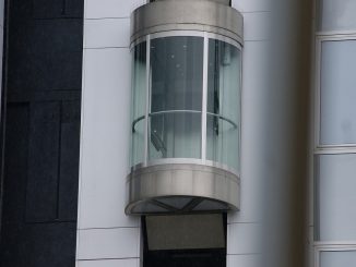 Quelles sont les normes pour installer un ascenseur et un monte-charge ?