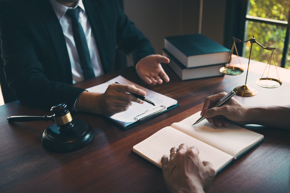 Comprendre le redressement judiciaire simplifié : Un guide complet pour les entreprises