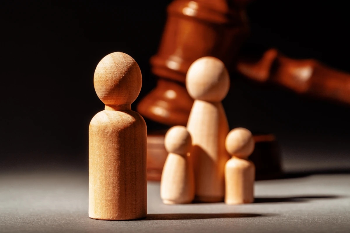 Le divorce sans juge : la révolution silencieuse du droit de la famille